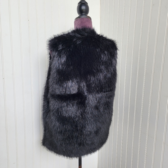 Cupshe Womens Faux Fur Black Open Front Vest Soft Cozy  Sz S - Picture 7 of 14